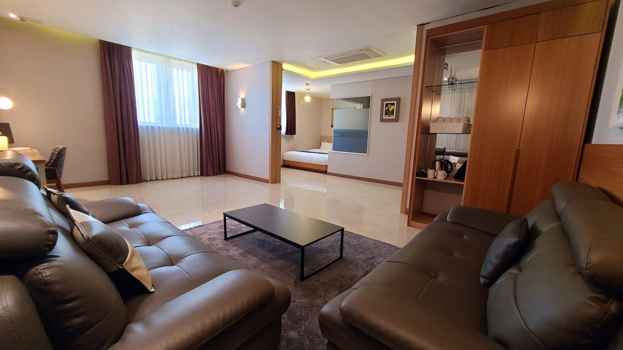 Benikea Hotel Yangsan Luaran gambar