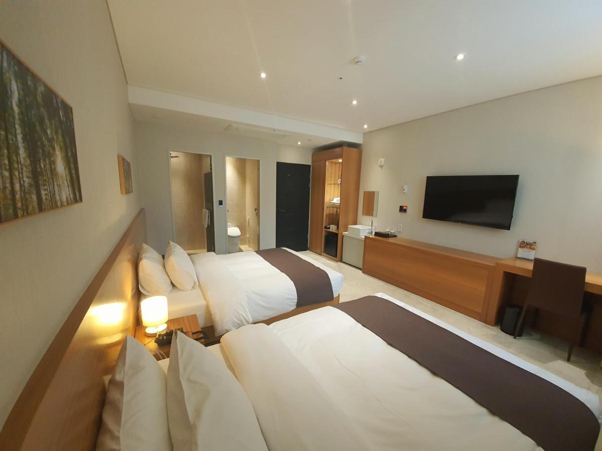 Benikea Hotel Yangsan Luaran gambar